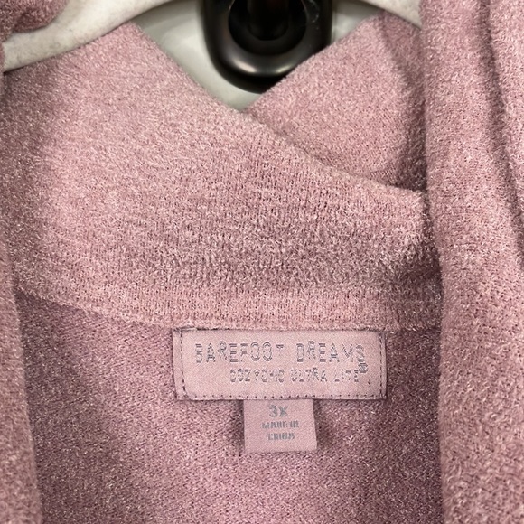 Barefoot Dreams cowl neck tunic top - Picture 4 of 7